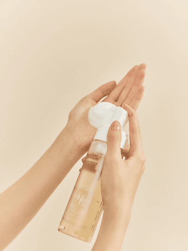 HEVEBLUE Salmon Caring Centella Bubble Cleanser 200ml - Image 3
