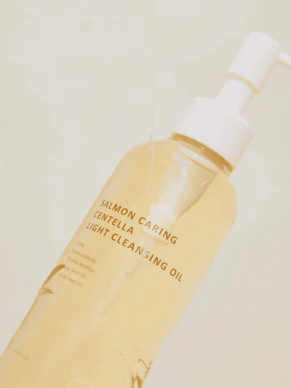 HEVEBLUE Salmon Caring Centella Light Cleansing Oil 240ml - Image 3